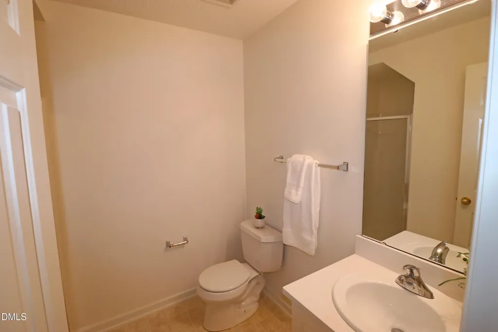 2332 Persimmon Ridge Drive Raleigh NC 27604