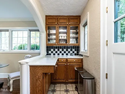2501 Kenmore Drive Raleigh NC 27608