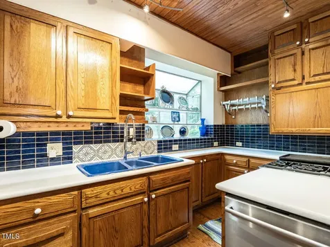 2501 Kenmore Drive Raleigh NC 27608