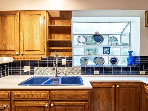 2501 Kenmore Drive Raleigh NC 27608