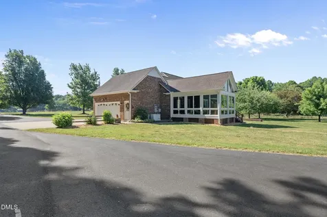 7418 Cummings Drive Mebane NC 27302