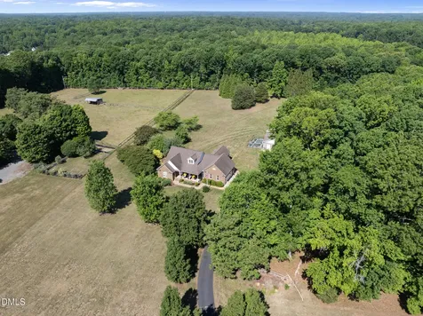 7418 Cummings Drive Mebane NC 27302