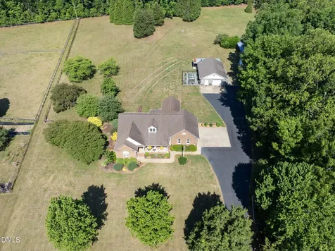 7418 Cummings Drive Mebane NC 27302