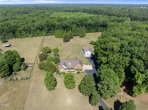 7418 Cummings Drive Mebane NC 27302