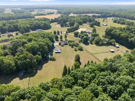 7418 Cummings Drive Mebane NC 27302