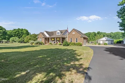 7418 Cummings Drive Mebane NC 27302