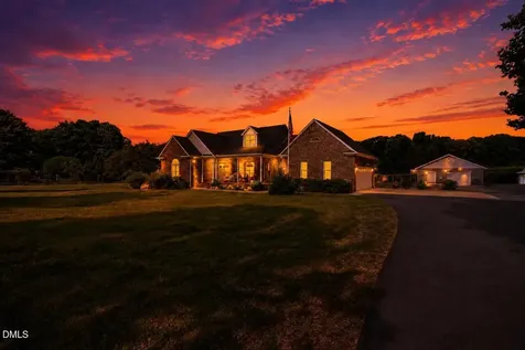 7418 Cummings Drive Mebane NC 27302