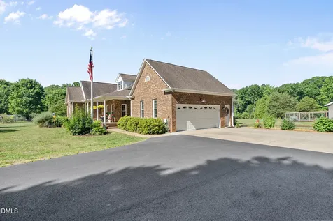 7418 Cummings Drive Mebane NC 27302