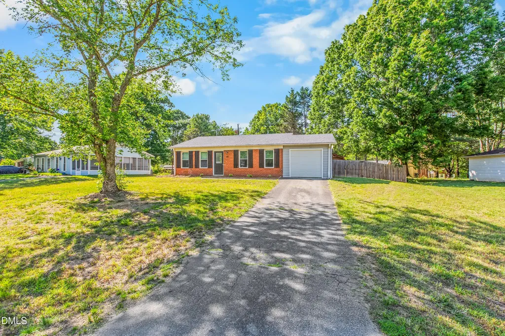 355 Weatherford Drive King NC 27021