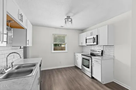355 Weatherford Drive King NC 27021