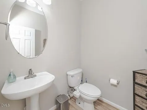 5513 Glencree Court Raleigh NC 27612