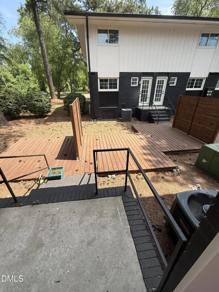 2616 Noble Road Raleigh NC 27608