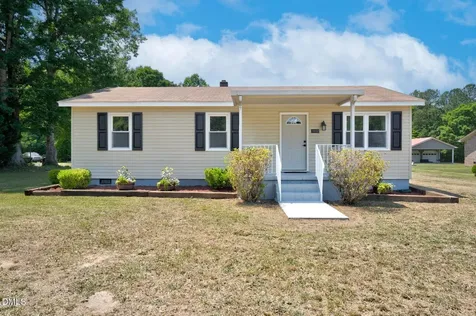 9932 Straight Gate Road Whitakers NC 27891