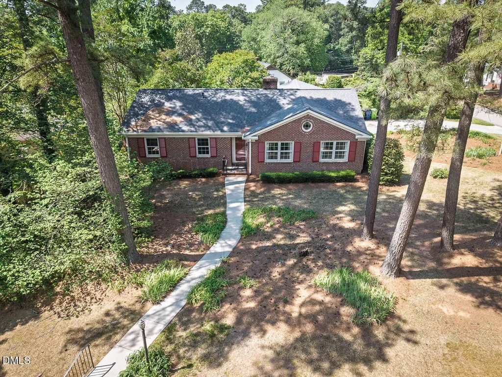 3007 Charwood Place Raleigh NC 27612