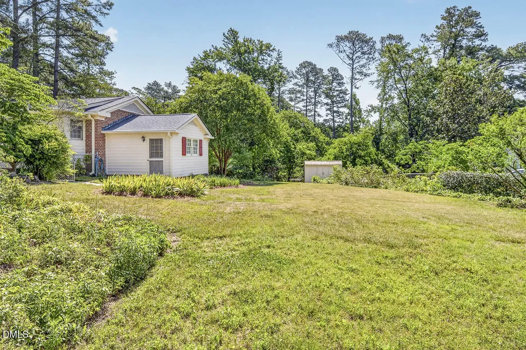 3007 Charwood Place Raleigh NC 27612