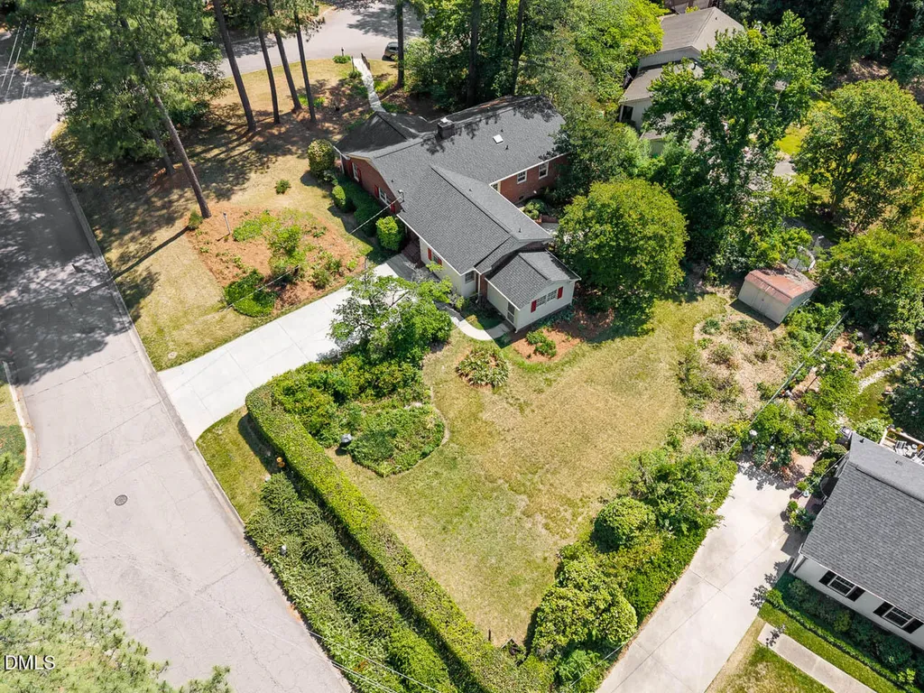 3007 Charwood Place Raleigh NC 27612