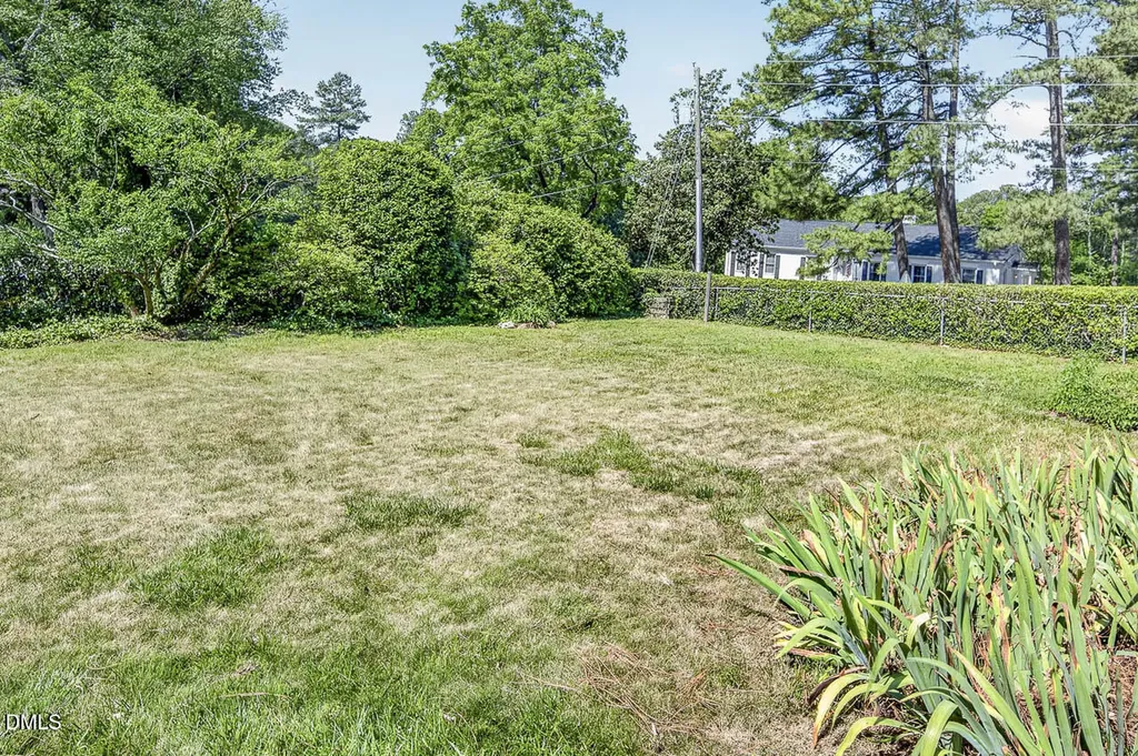 3007 Charwood Place Raleigh NC 27612
