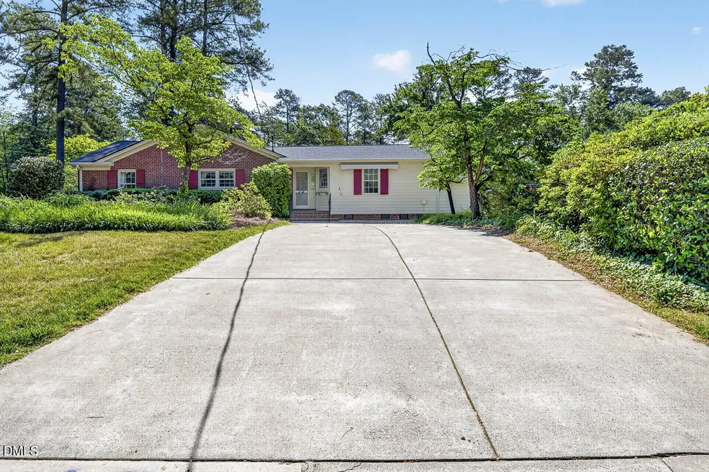 3007 Charwood Place Raleigh NC 27612