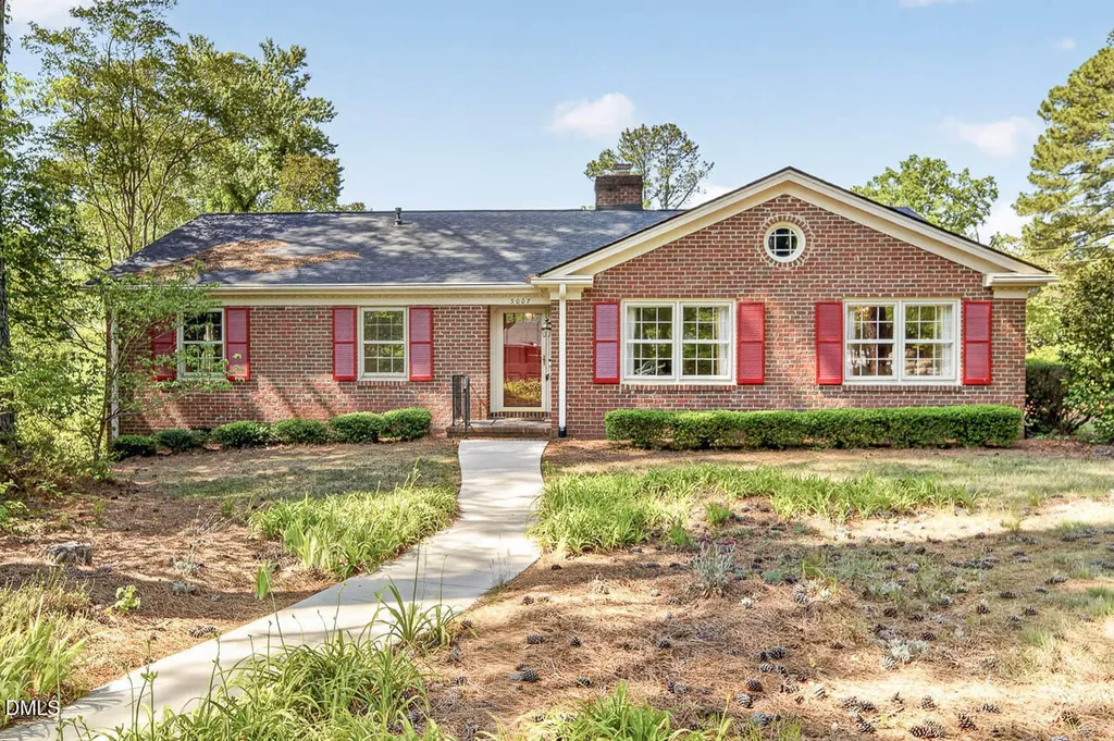 3007 Charwood Place Raleigh NC 27612