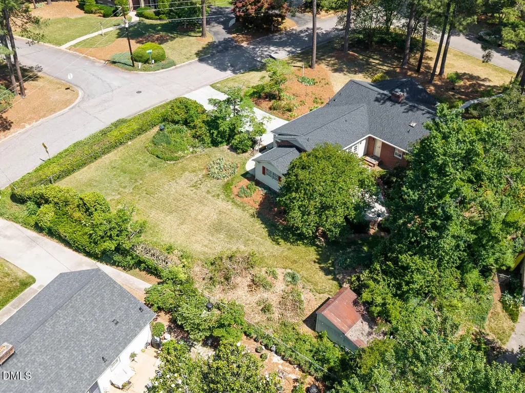 3007 Charwood Place Raleigh NC 27612
