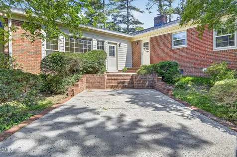 3007 Charwood Place Raleigh NC 27612