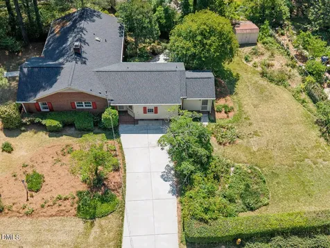 3007 Charwood Place Raleigh NC 27612