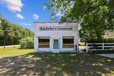 3375 Old White Oak Road Nashville NC 27856