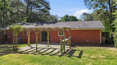 408 Lakeside Drive Garner NC 27529