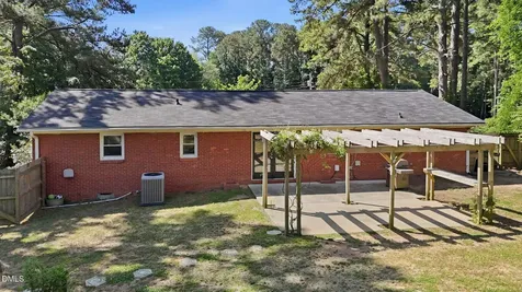 408 Lakeside Drive Garner NC 27529