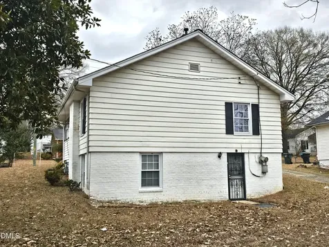 901 Grace Avenue Burlington NC 27217