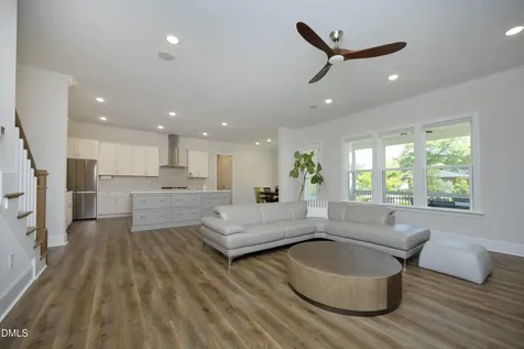 1612 Henley View Place Apex NC 27523