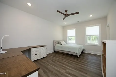 1612 Henley View Place Apex NC 27523