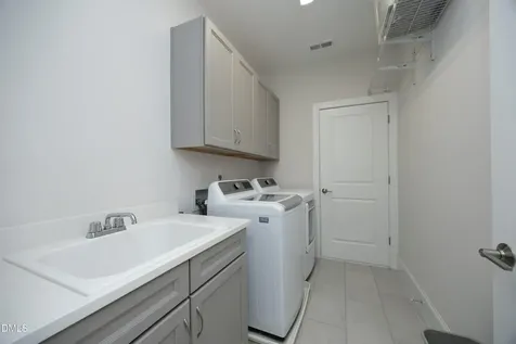 1612 Henley View Place Apex NC 27523