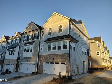 831 Amley Place Apex NC 27523