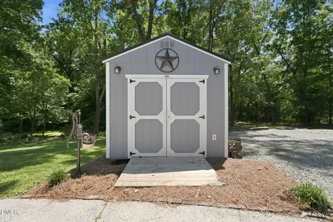 1940 Arbor Drive Burlington NC 27215