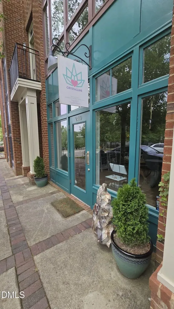 240 E Winmore Avenue Chapel Hill NC 27516