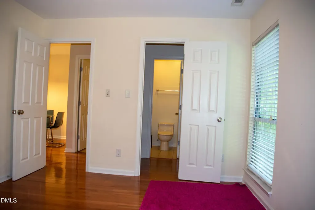 1010 Kingswood Drive Chapel Hill NC 27517