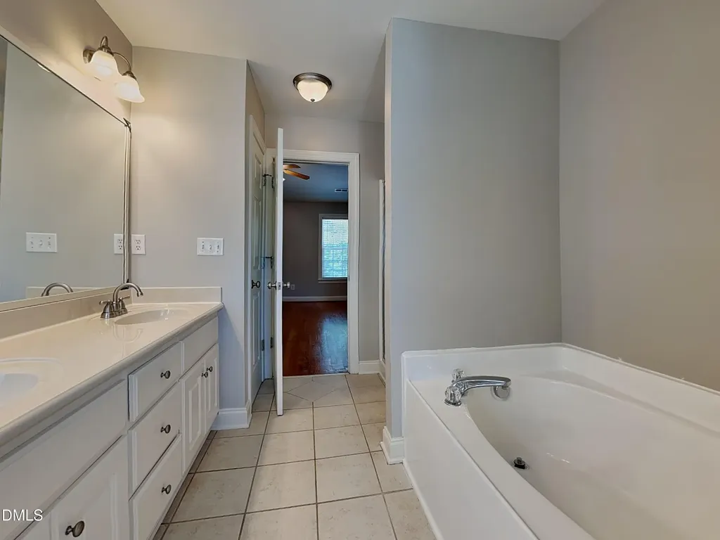 57 Bayliner Court Clayton NC 27520