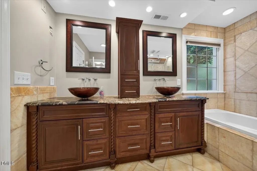 5523 Linkside Court Fuquay Varina NC 27526