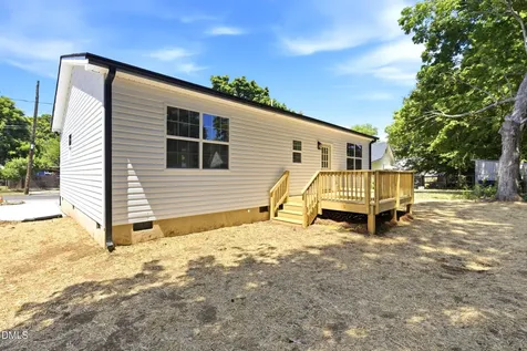 924 E Davis Street Burlington NC 27215