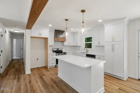 908 Tanglewood Drive Cary NC 27511