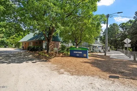 908 Tanglewood Drive Cary NC 27511