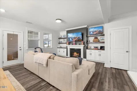6413 Archwood Avenue Raleigh NC 27616