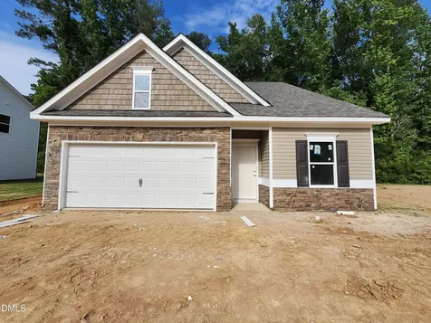 1673 Elk Run Drive Fayetteville NC 28312