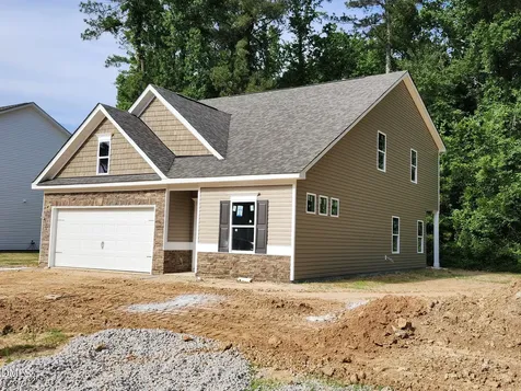 1673 Elk Run Drive Fayetteville NC 28312