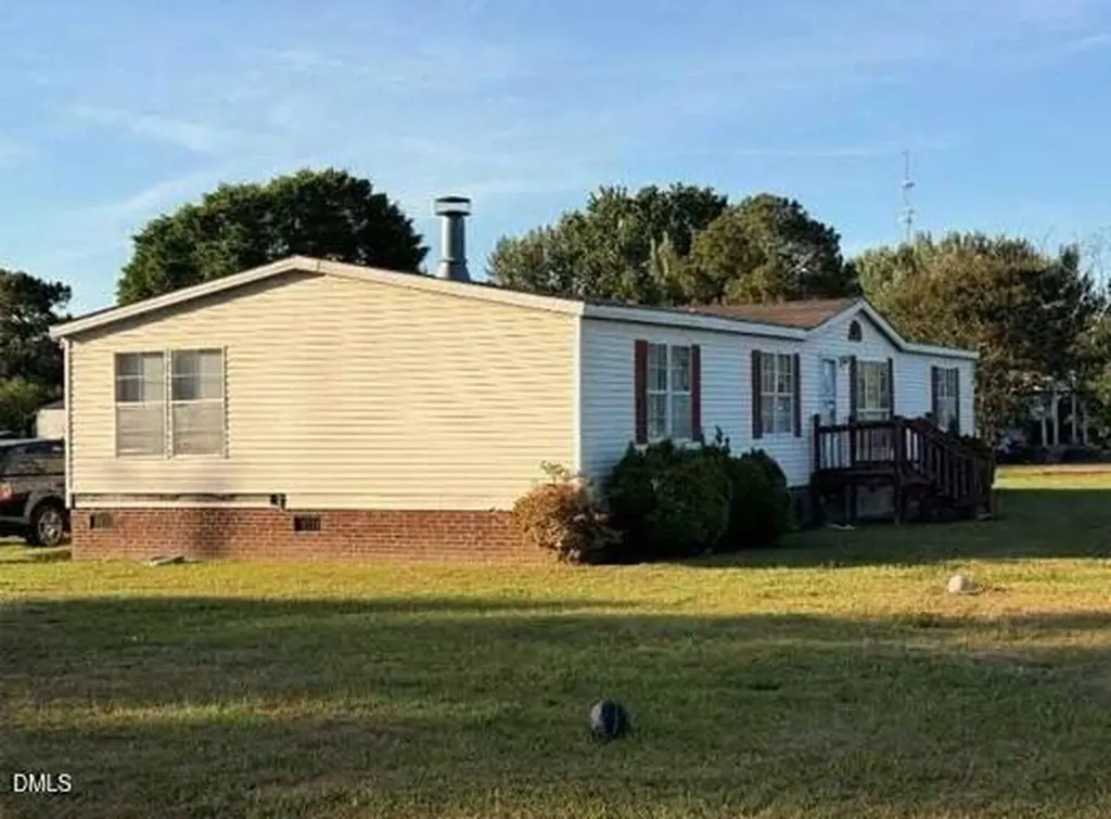 58 Canal Street Enfield NC 27823