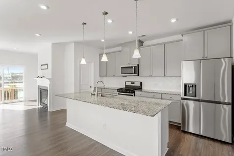 1018 Salt Glaze Lane Cary NC 27519