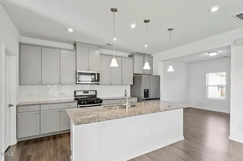 1018 Salt Glaze Lane Cary NC 27519