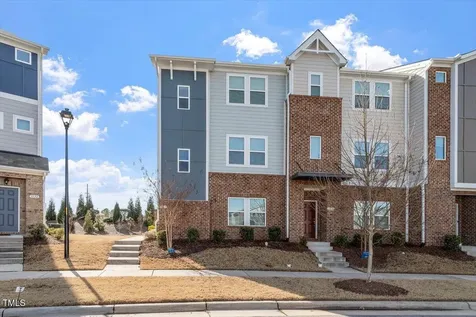 1018 Salt Glaze Lane Cary NC 27519
