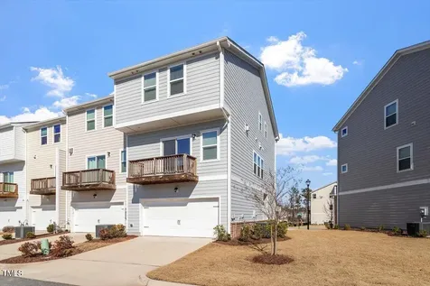 1018 Salt Glaze Lane Cary NC 27519